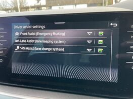 Skoda Kamiq SE L TSI DSG 54