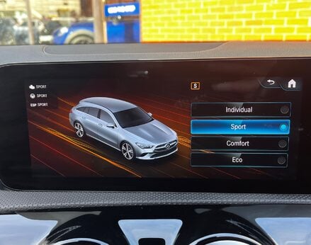 Mercedes-Benz CLA Class CLA 180 AMG LINE PREMIUM PLUS 46