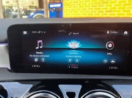 Mercedes-Benz CLA Class CLA 180 AMG LINE PREMIUM PLUS 33