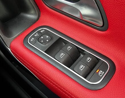 Mercedes-Benz CLA Class CLA 180 AMG LINE PREMIUM PLUS 61