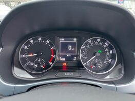 Skoda Fabia SE TSI DSG 19