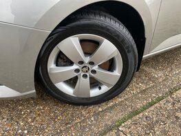 Skoda Fabia SE TSI DSG 3