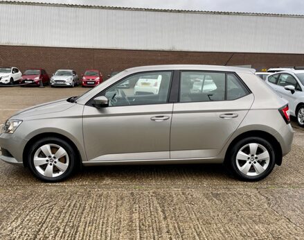 Skoda Fabia SE TSI DSG 11