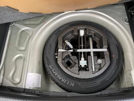 Skoda Fabia SE TSI DSG 53