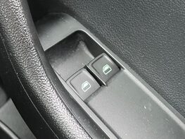 Skoda Fabia SE TSI DSG 44