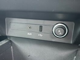 Skoda Fabia SE TSI DSG 37