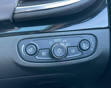 Vauxhall Mokka X ACTIVE S/S 43