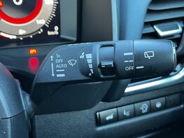 Nissan Qashqai DIG-T TEKNA DCT MHEV 56