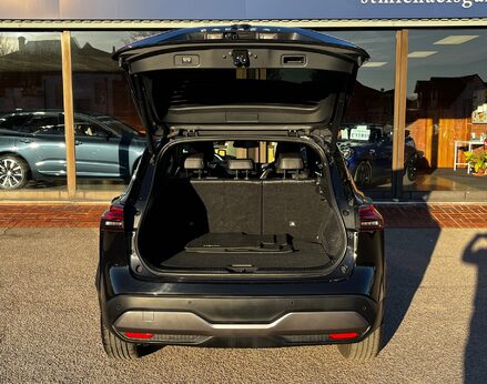 Nissan Qashqai DIG-T TEKNA DCT MHEV 64