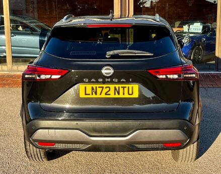 Nissan Qashqai DIG-T TEKNA DCT MHEV 6