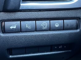 Nissan Qashqai DIG-T TEKNA DCT MHEV 57