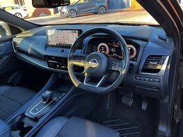 Nissan Qashqai DIG-T TEKNA DCT MHEV 18