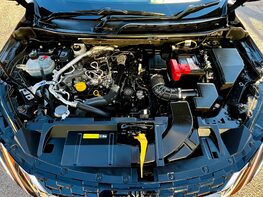 Nissan Qashqai DIG-T TEKNA DCT MHEV 7