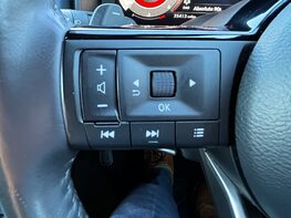 Nissan Qashqai DIG-T TEKNA DCT MHEV 51