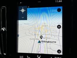 Volvo XC40 T4 R-DESIGN PRO 25