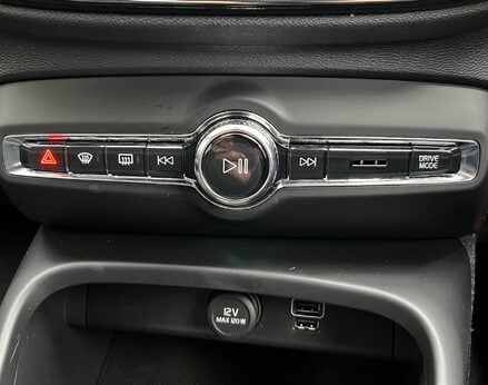 Volvo XC40 T4 R-DESIGN PRO 44