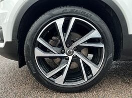 Volvo XC40 T4 R-DESIGN PRO 13