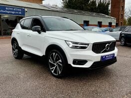 Volvo XC40 T4 R-DESIGN PRO 6