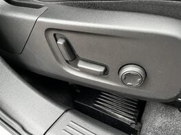 Volvo XC40 T4 R-DESIGN PRO 59