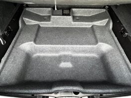 Volvo XC40 T4 R-DESIGN PRO 68