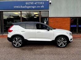 Volvo XC40 T4 R-DESIGN PRO 10