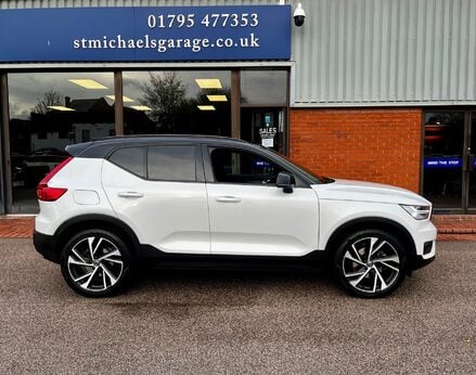Volvo XC40 T4 R-DESIGN PRO 10