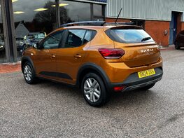 Dacia Sandero Stepway EXPRESSION TCE 9