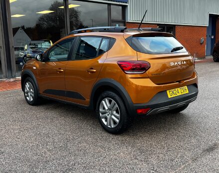 Dacia Sandero Stepway EXPRESSION TCE 9