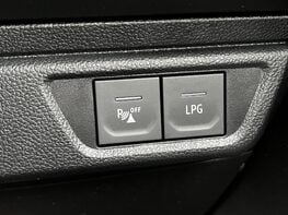 Dacia Sandero Stepway EXPRESSION TCE 46