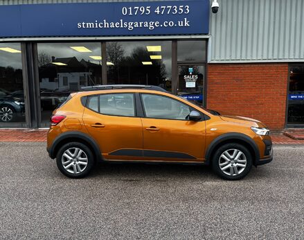 Dacia Sandero Stepway EXPRESSION TCE 10