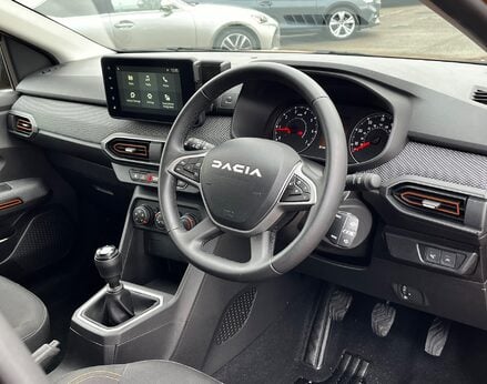 Dacia Sandero Stepway EXPRESSION TCE 18