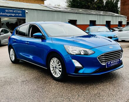 Ford Focus TITANIUM 4