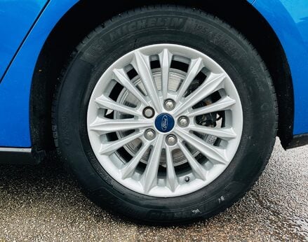 Ford Focus TITANIUM 15