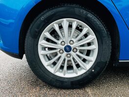 Ford Focus TITANIUM 14