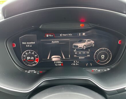 Audi TT TTS TFSI QUATTRO 29