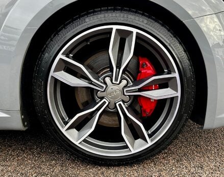 Audi TT TTS TFSI QUATTRO 16