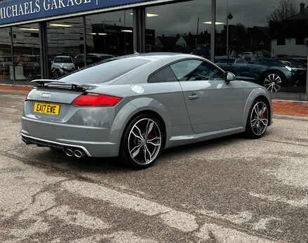 Audi TT TTS TFSI QUATTRO 8