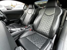 Audi TT TTS TFSI QUATTRO 77