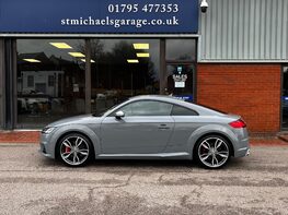 Audi TT TTS TFSI QUATTRO 11