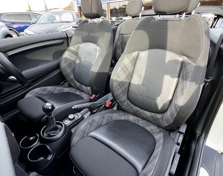 Mini Convertible COOPER 61