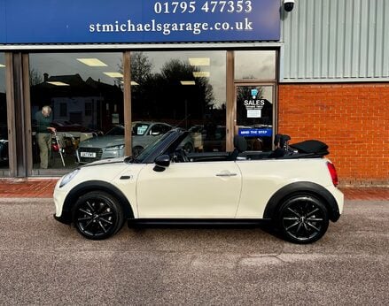 Mini Convertible COOPER 14