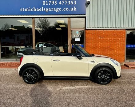 Mini Convertible COOPER 13