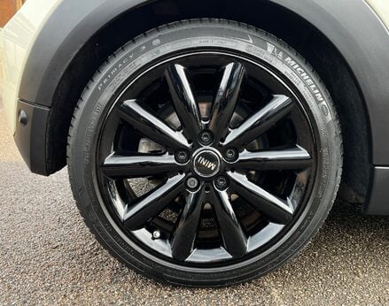 Mini Convertible COOPER 19