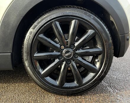 Mini Convertible COOPER 18