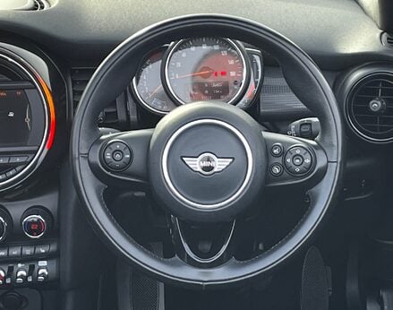 Mini Convertible COOPER 24