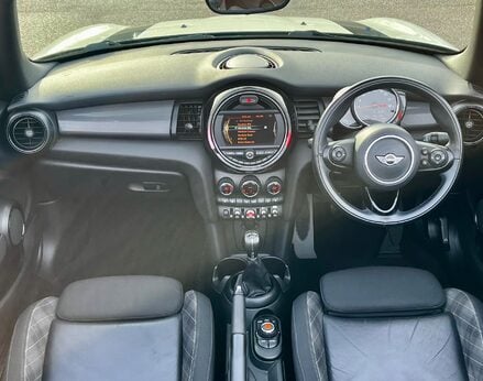 Mini Convertible COOPER 2