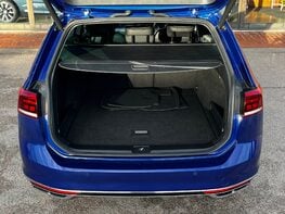 Volkswagen Passat R-LINE TSI EVO 27