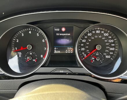 Volkswagen Passat R-LINE TSI EVO 31