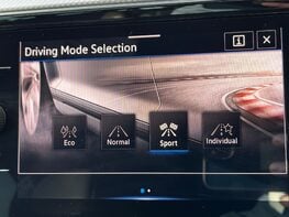 Volkswagen Passat R-LINE TSI EVO 72