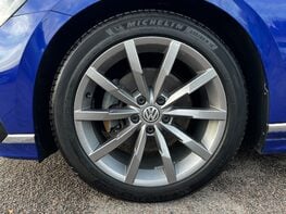 Volkswagen Passat R-LINE TSI EVO 13